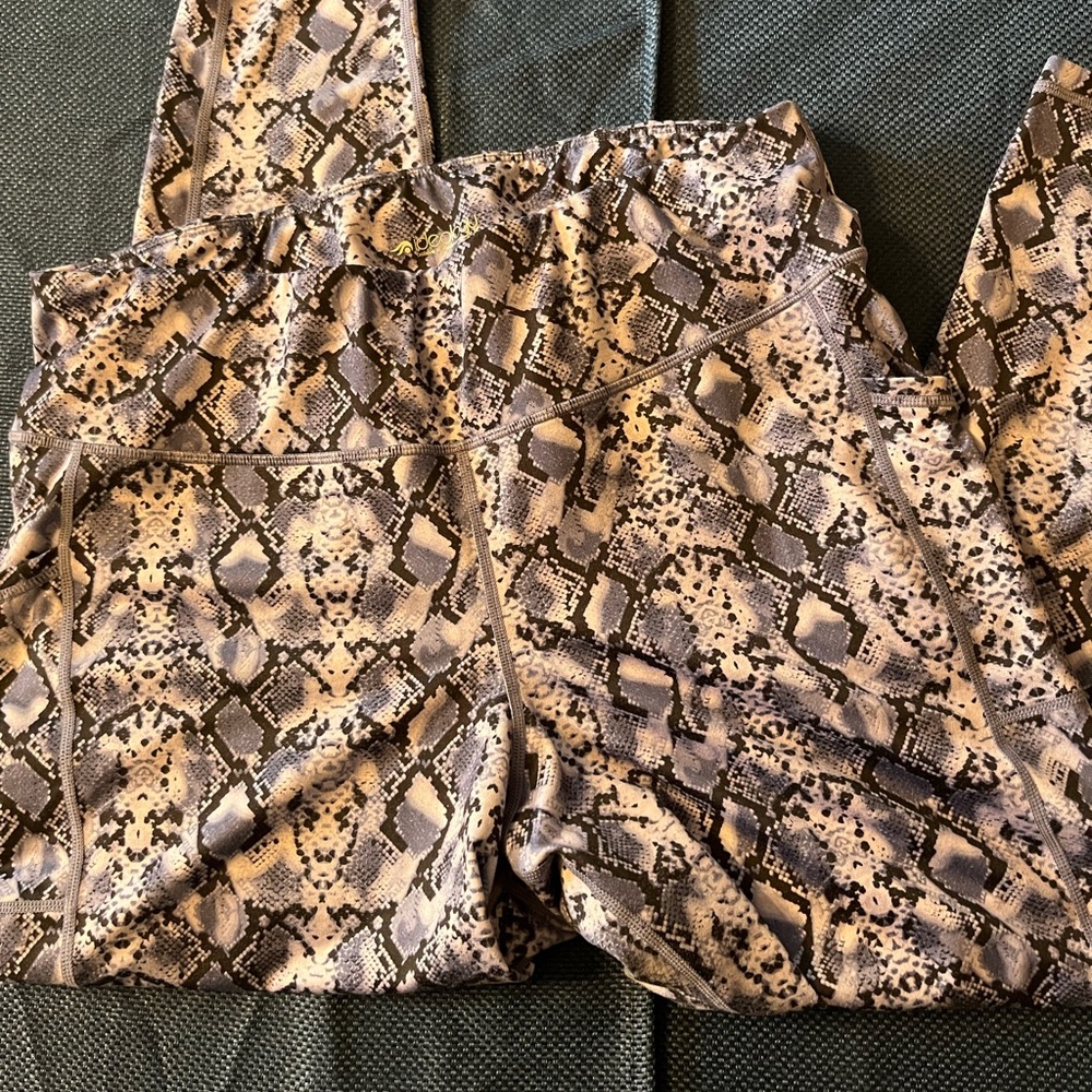 Ideology pocket exercise leggings